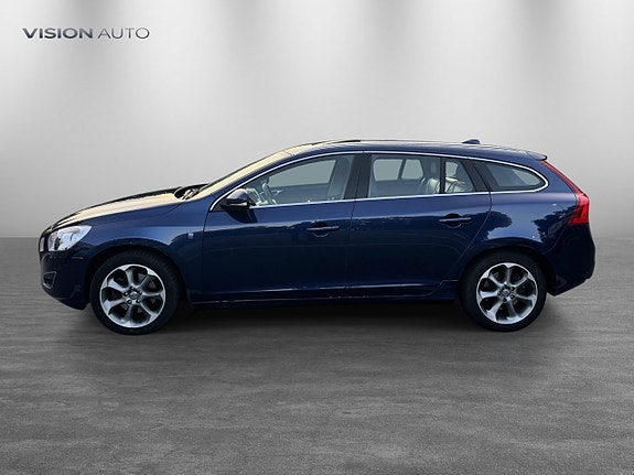 Volvo V60 8 of 26