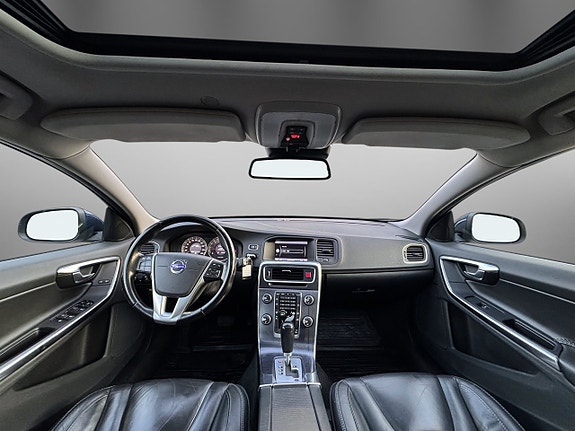 Volvo V60 24 of 26