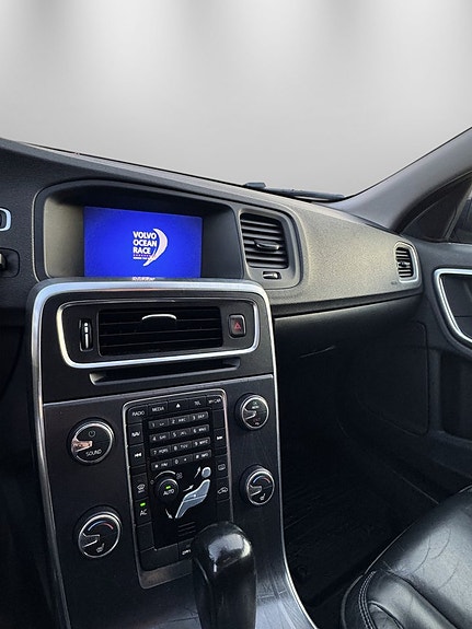 Volvo V60 17 of 26