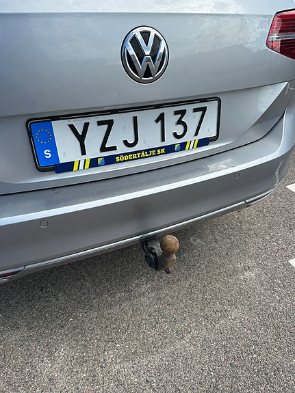 Volkswagen Passat 15 of 30