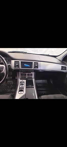 Jaguar XF 5 of 17