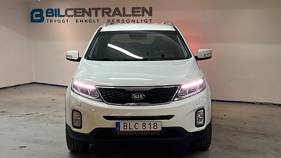 Kia Sorento 3 of 18