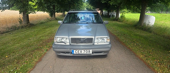Volvo 850 2 of 19
