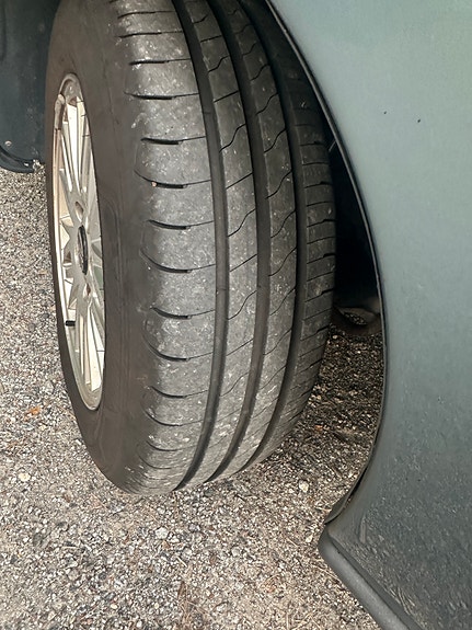 Volvo V70 11 of 13