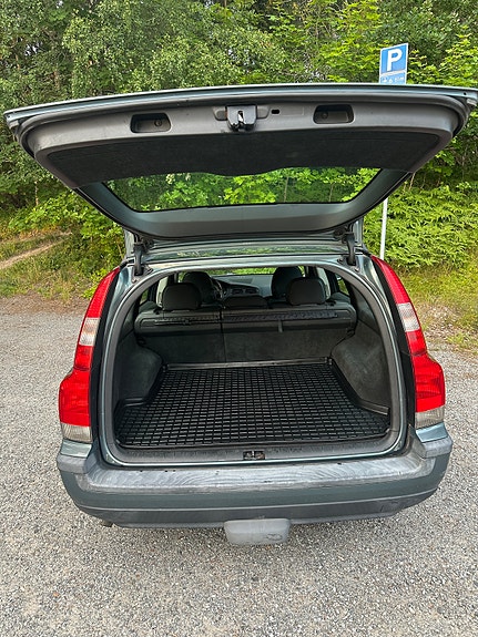 Volvo V70 5 of 13