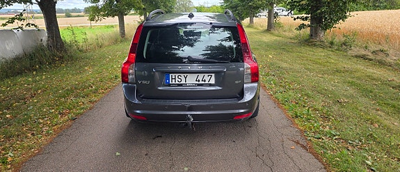 Volvo V50 7 of 18