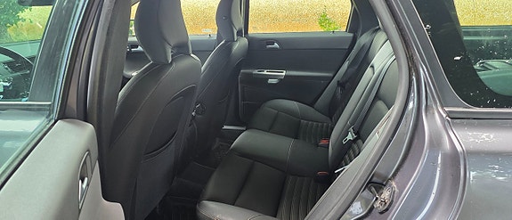 Volvo V50 11 of 18