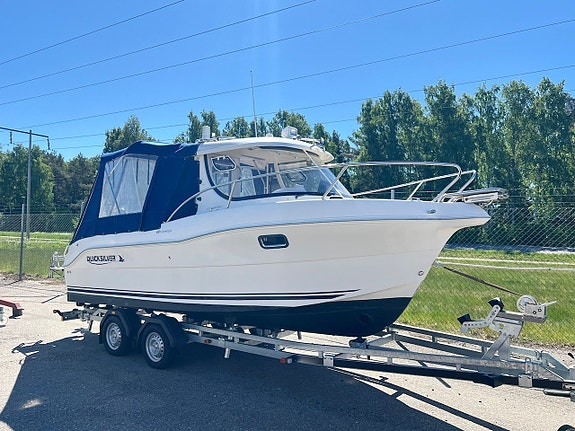 Quicksilver 640 Pilothouse | Mercury 100hk | Mkt utrustning!