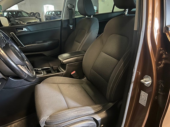 Kia Sportage 10 of 21