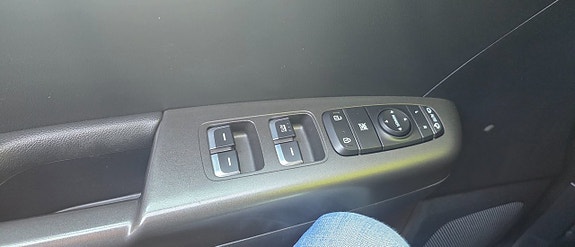 Kia Sportage 22 of 22