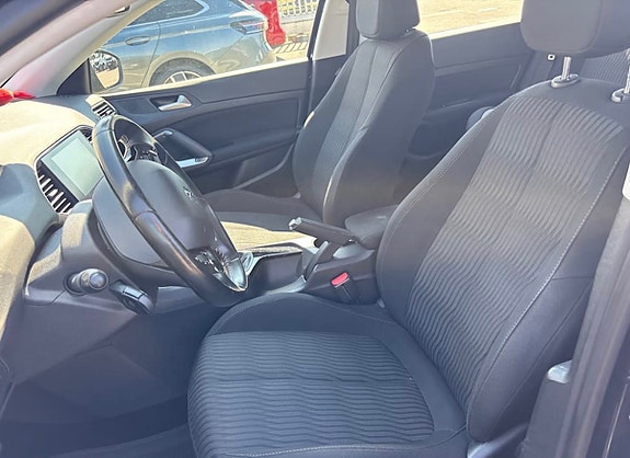 Peugeot 308 SW 3 of 20
