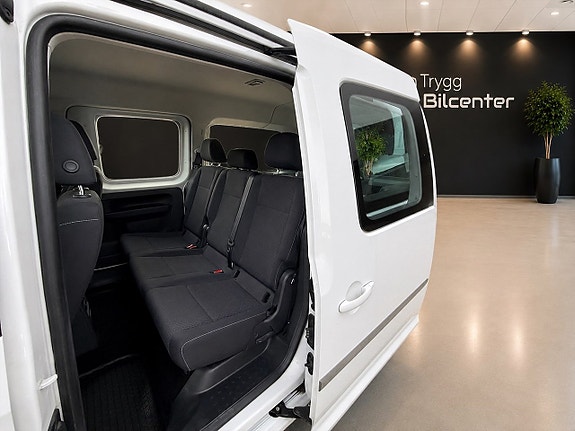 Volkswagen Caddy Maxi 17 of 23