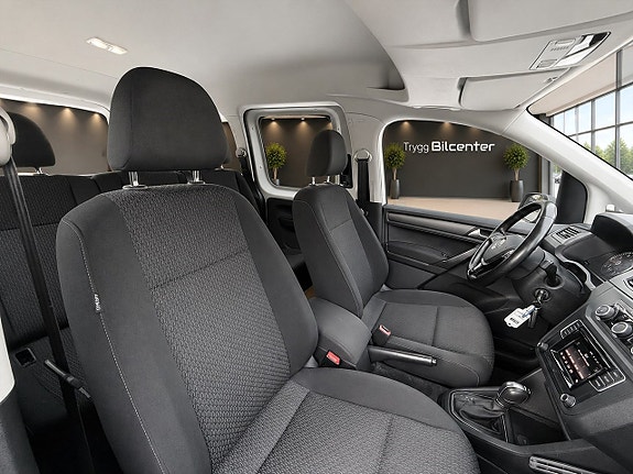 Volkswagen Caddy Maxi 22 of 23