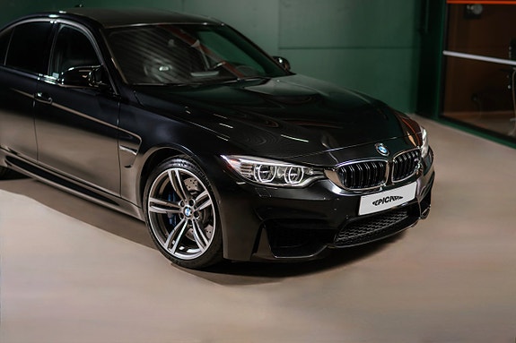 BMW M3 12 of 30