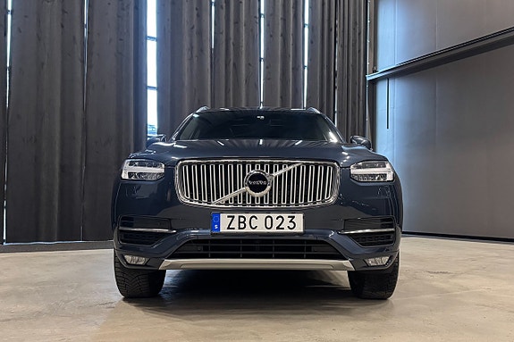 Volvo XC90 9 of 20