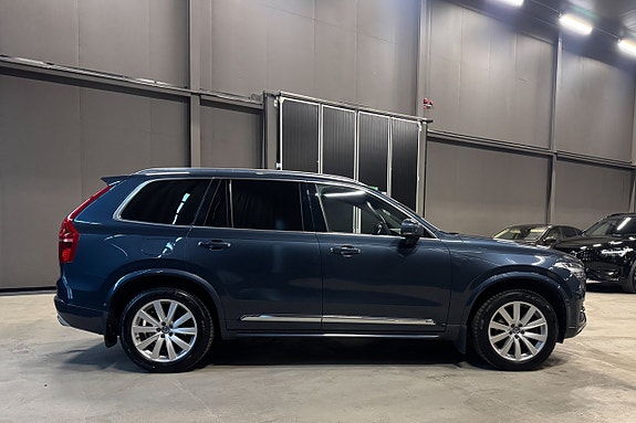 Volvo XC90 7 of 20