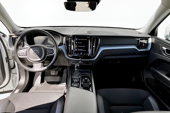 Volvo XC60 4 of 9