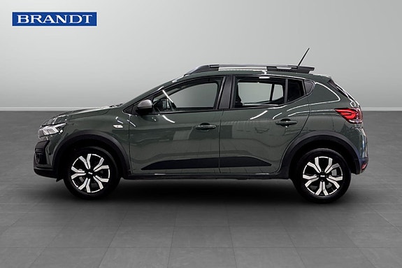 Dacia Sandero Stepway 3 of 9