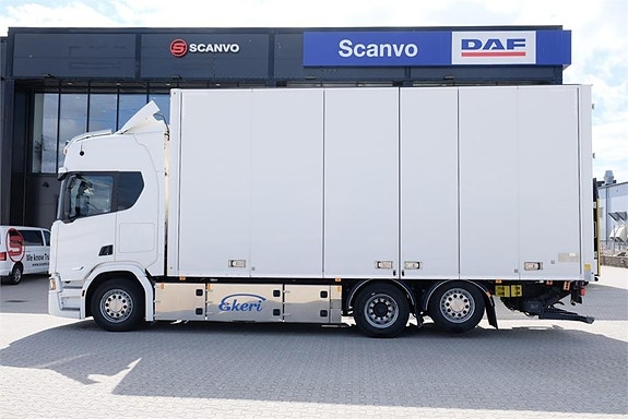 Scania R500 Super 6x2*4 Ekeri 2022 - välutrustad skåpbil 2 of 14