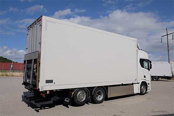 Scania R500 Super 6x2*4 Ekeri 2022 - välutrustad skåpbil 4 of 14