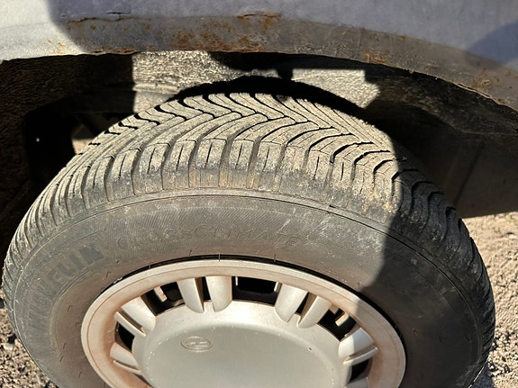 Volkswagen California 9 of 21