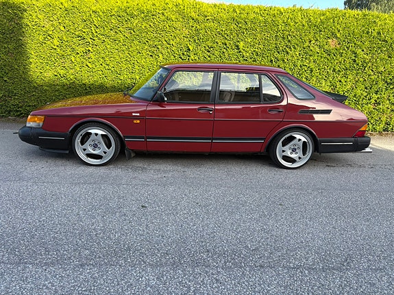 Saab 900 7 of 14