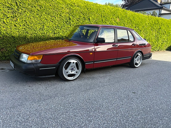 Saab 900 8 of 14