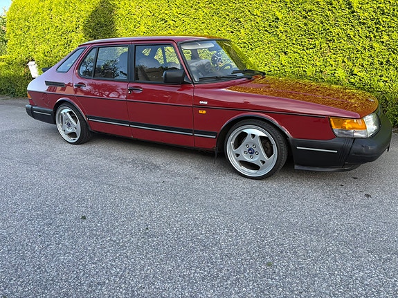 Saab 900 10 of 14