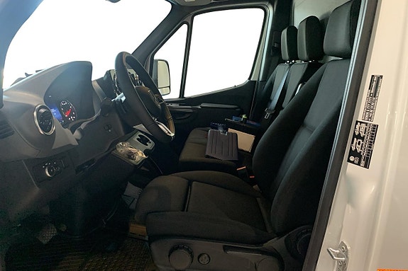 Mercedes-Benz Sprinter 311 17 of 17