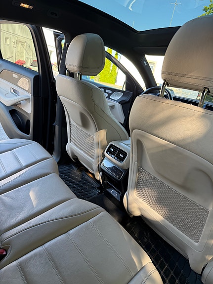 Mercedes-Benz GLE350 de 16 of 23