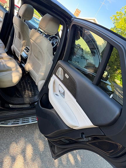 Mercedes-Benz GLE350 de 15 of 23