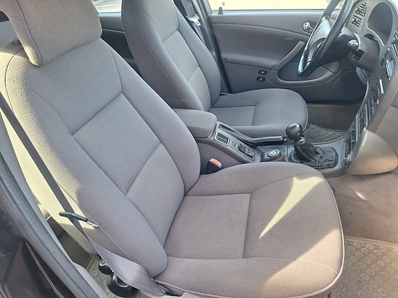 Saab 9-5 7 of 14