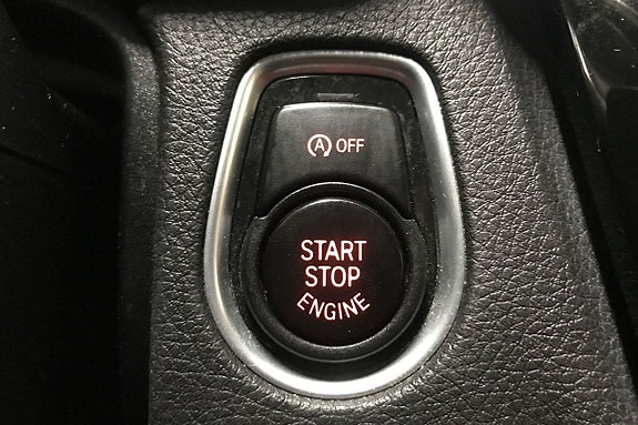 BMW 318d 24 of 26