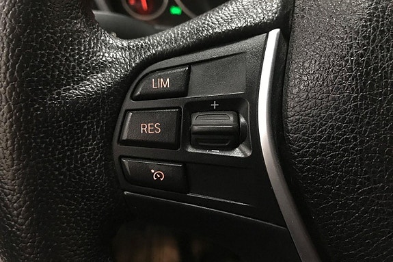 BMW 318d 21 of 26