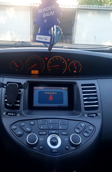 Nissan Primera 3 of 7