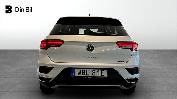 Volkswagen T-Roc 5 of 16