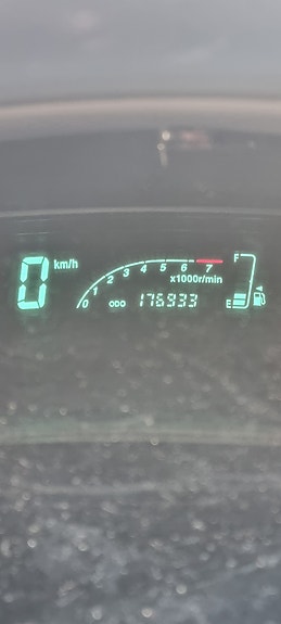 Toyota Yaris 10 of 10