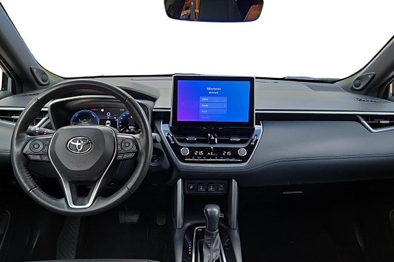 Toyota Corolla Cross 12 of 20