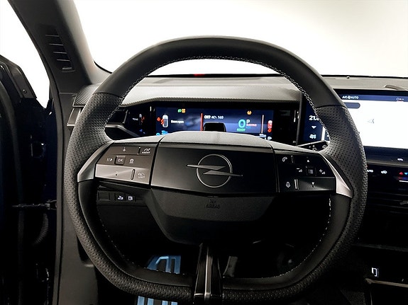 Opel Grandland 10 of 14