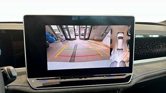 Volkswagen Passat 6 of 16