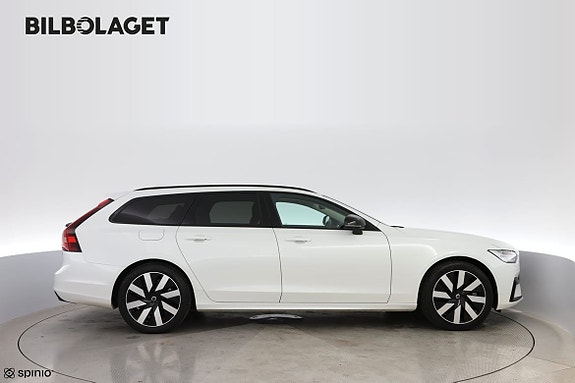 Volvo V90 2 of 17