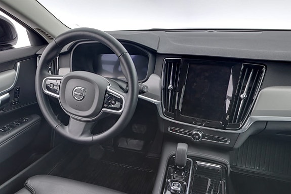 Volvo V90 8 of 17