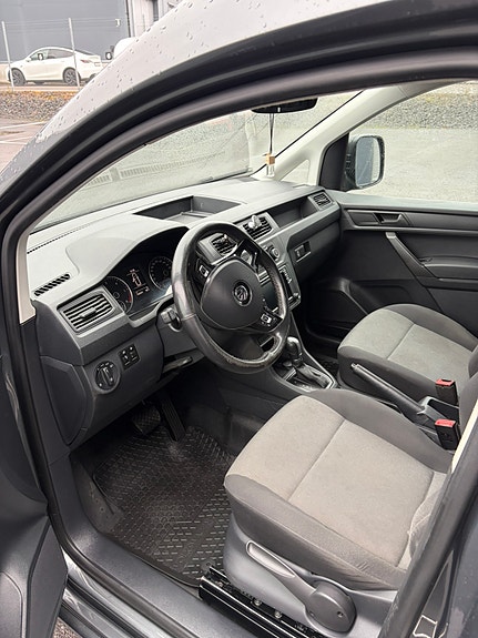 Volkswagen Caddy Maxi 5 of 5