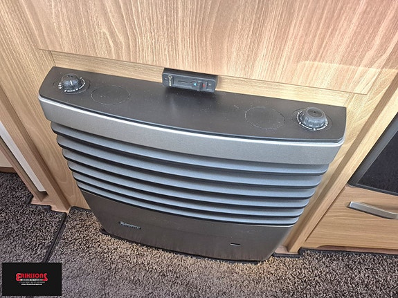 Knaus 590 fus 8 of 10