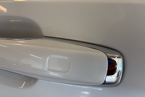 Volvo V90 16 of 28