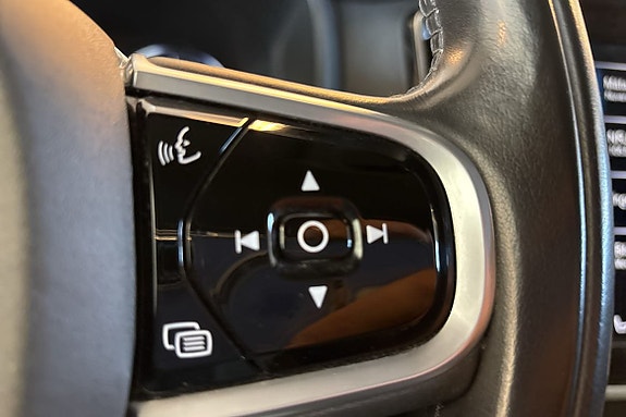 Volvo V90 21 of 28
