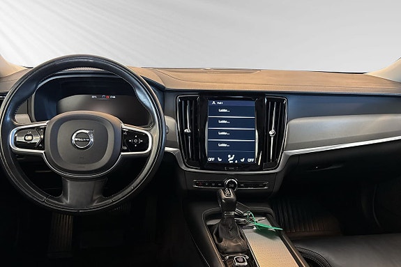 Volvo V90 9 of 28