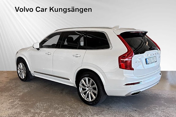 Volvo XC90 4 of 30