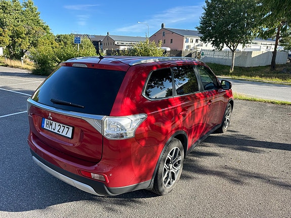 Mitsubishi Outlander 5 of 16