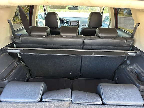 Mitsubishi Outlander 7 of 16